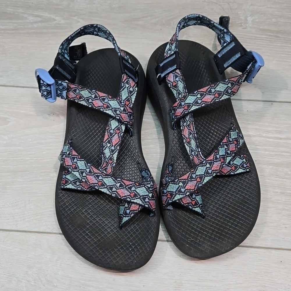 Chaco Women Loop Toe Outdoor Hiking Sandals shoes sz 9
